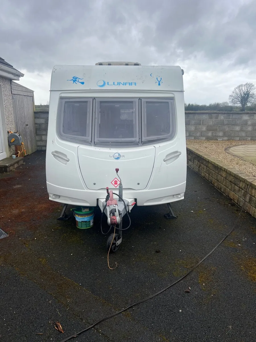 Lunar Ariva 2 berth caravan - Image 2