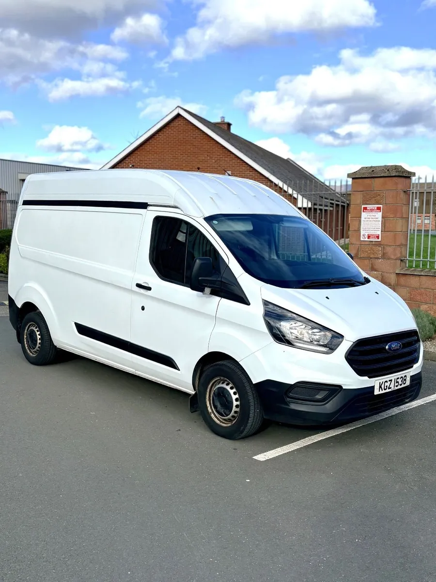 Ford Transit Custom 2.0 TDCi L2H1 (VRT €215) - Image 1