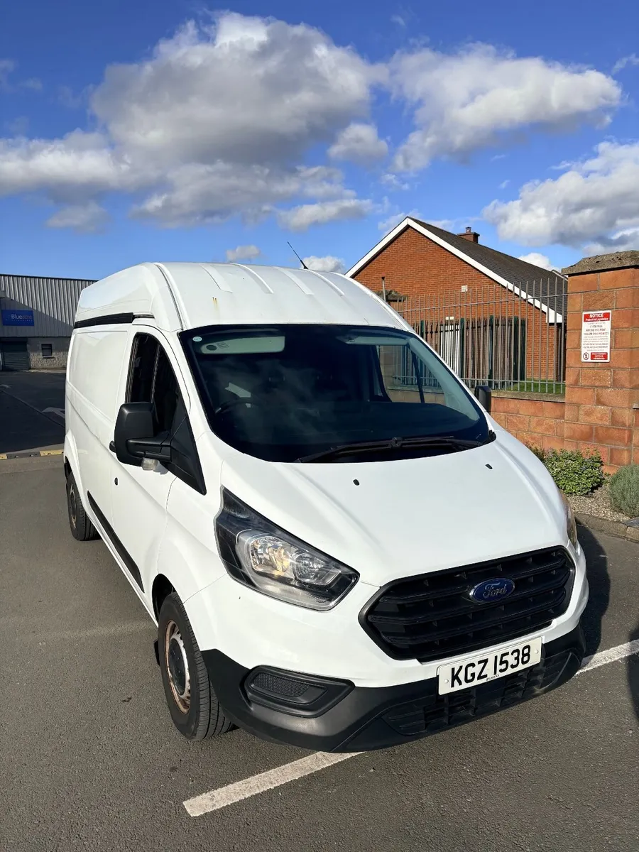Ford Transit Custom 2.0 TDCi L2H1 (VRT €215) - Image 2