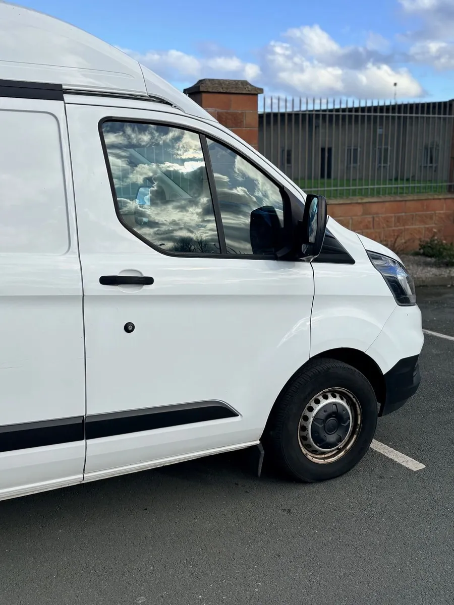 Ford Transit Custom 2.0 TDCi L2H1 (VRT €215) - Image 3