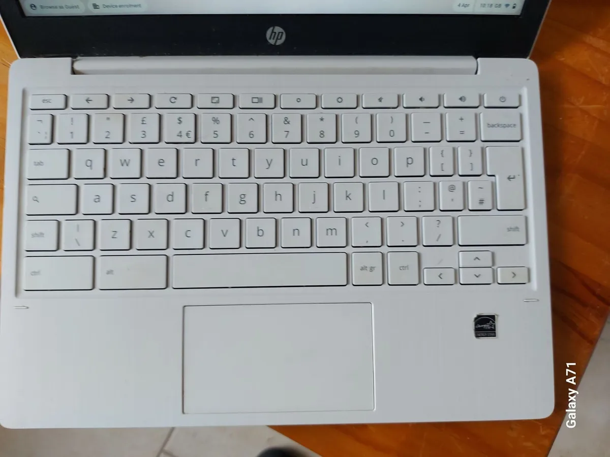 HP Chromebook, Model 11a-na0502na, White, Excellen - Image 2