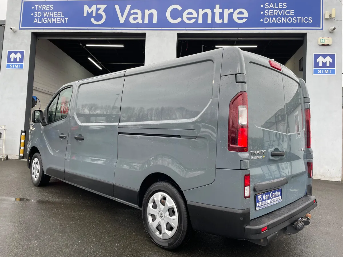 2023  RENAULT TRAFIC LL30  BUSINESS PLUS D - Image 4
