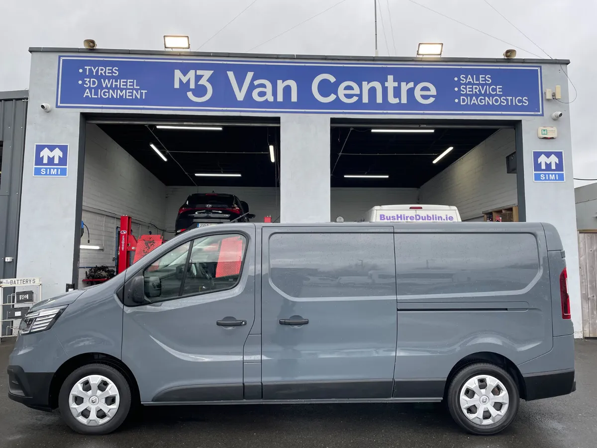 2023  RENAULT TRAFIC LL30  BUSINESS PLUS D - Image 3