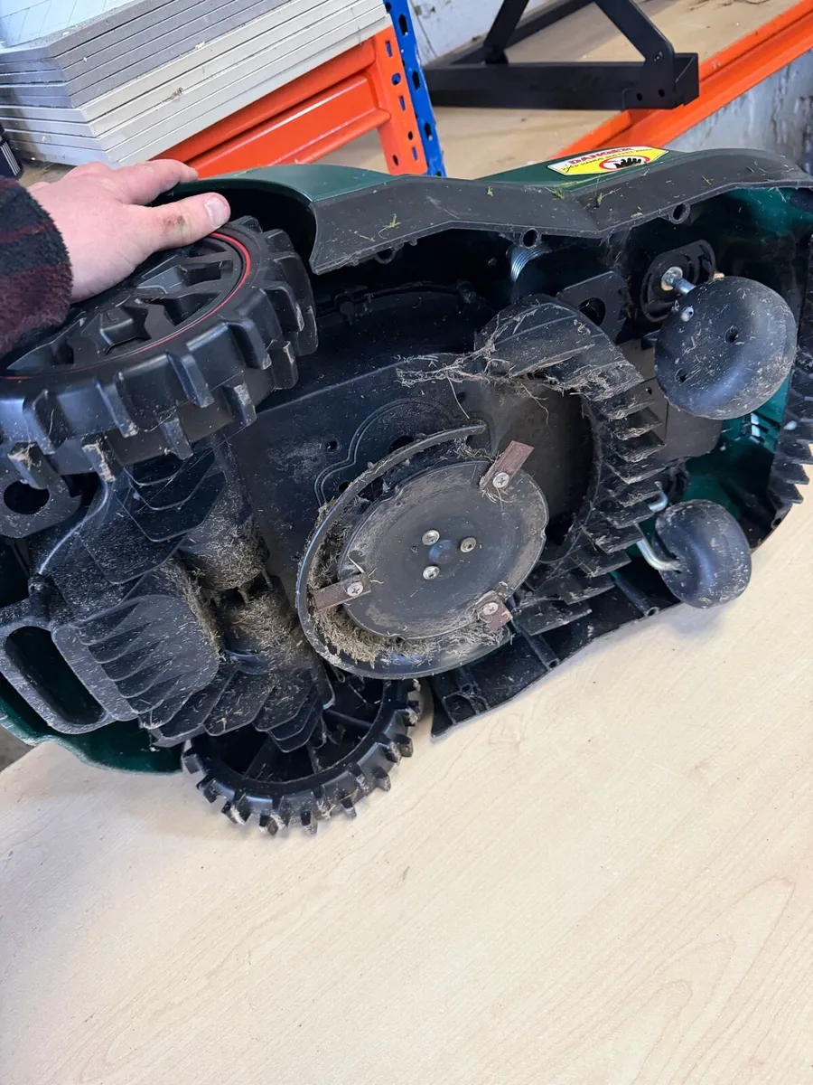 Lidl Robot Mower - Image 3