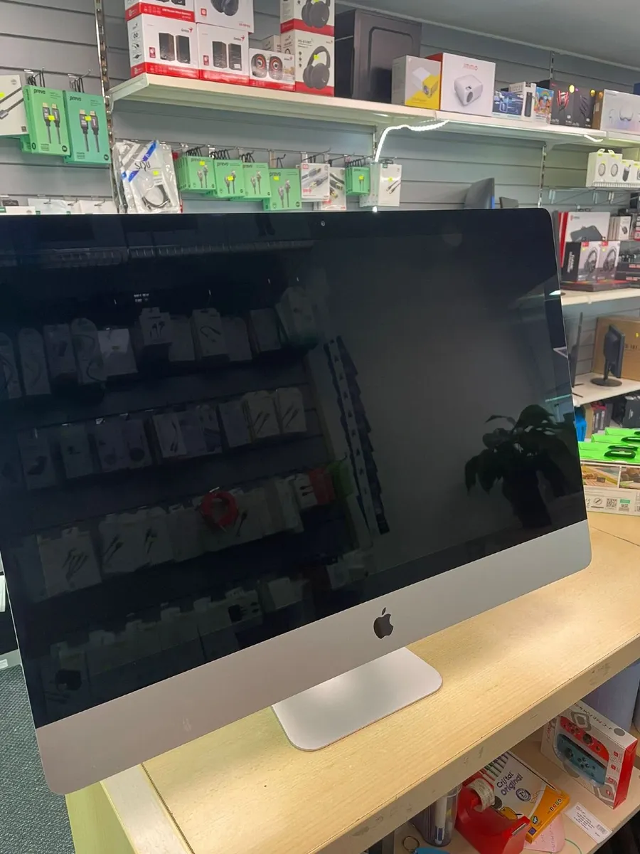 iMac 27" 5K Late 2015 - Image 1