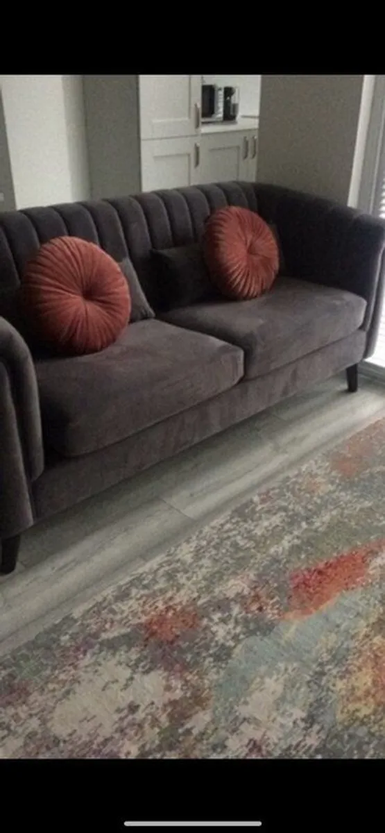 Tv storage unit - Image 2