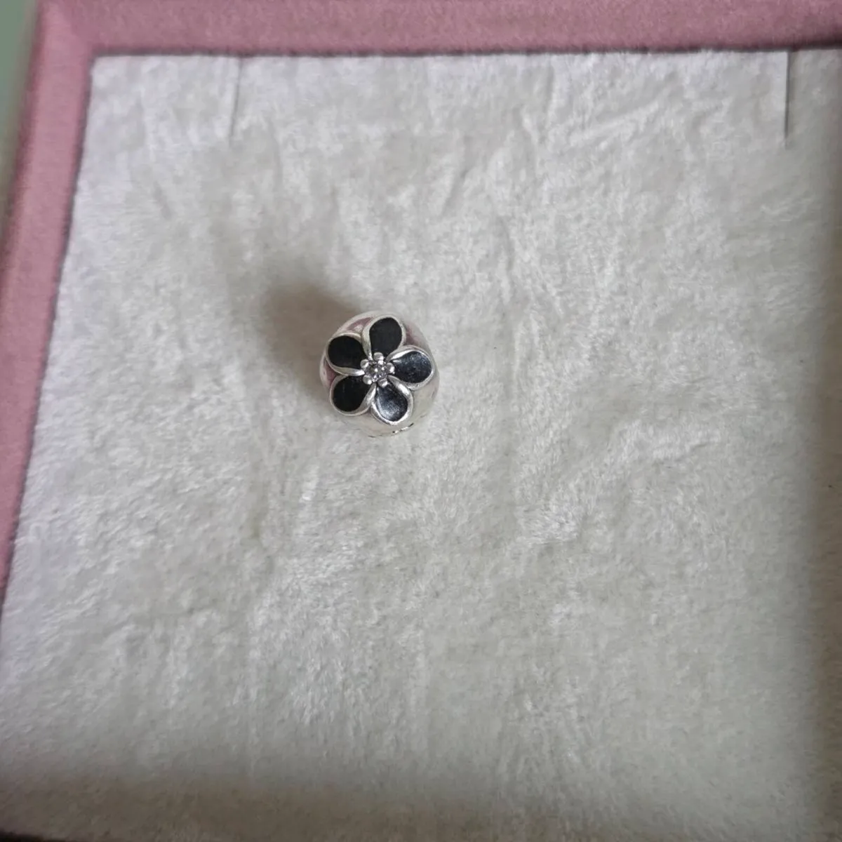 Pandora mystic floral black with CZ stone charm - Image 4