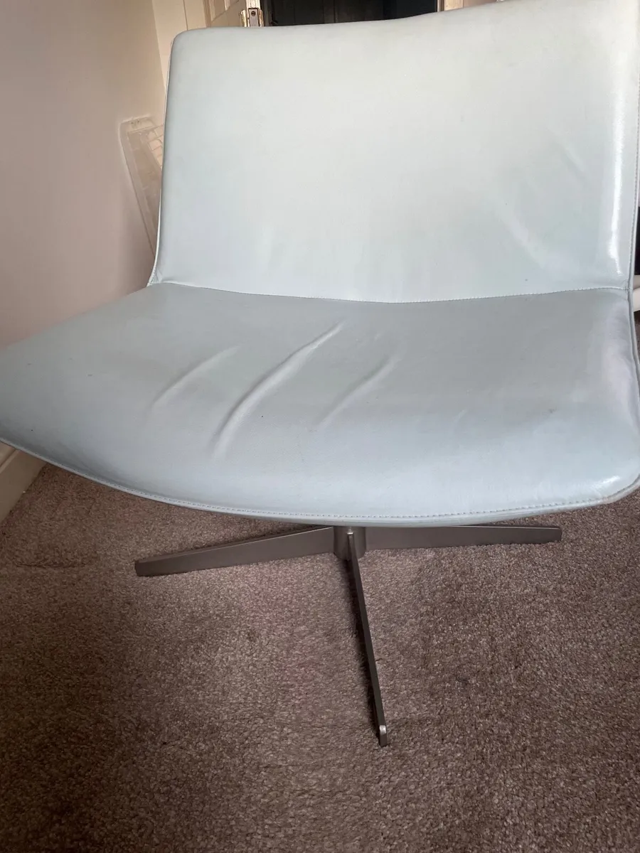 Swivel Chair - Image 1