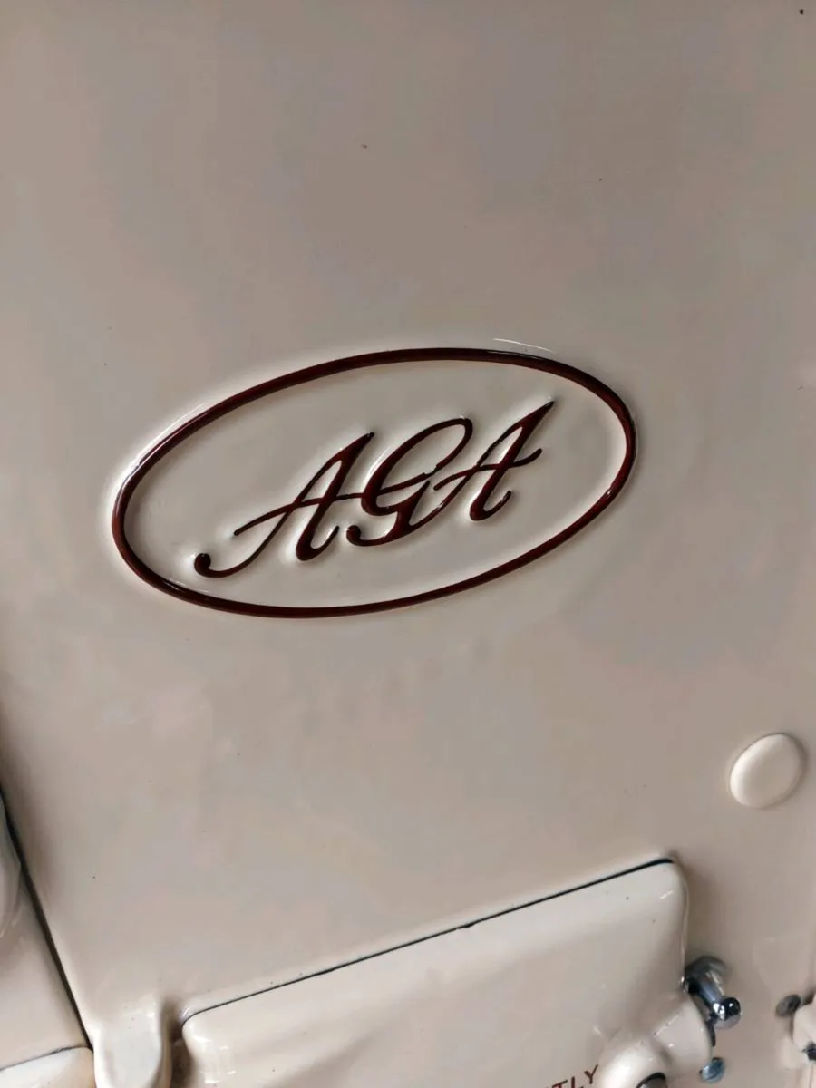 AGA cooker - Image 1