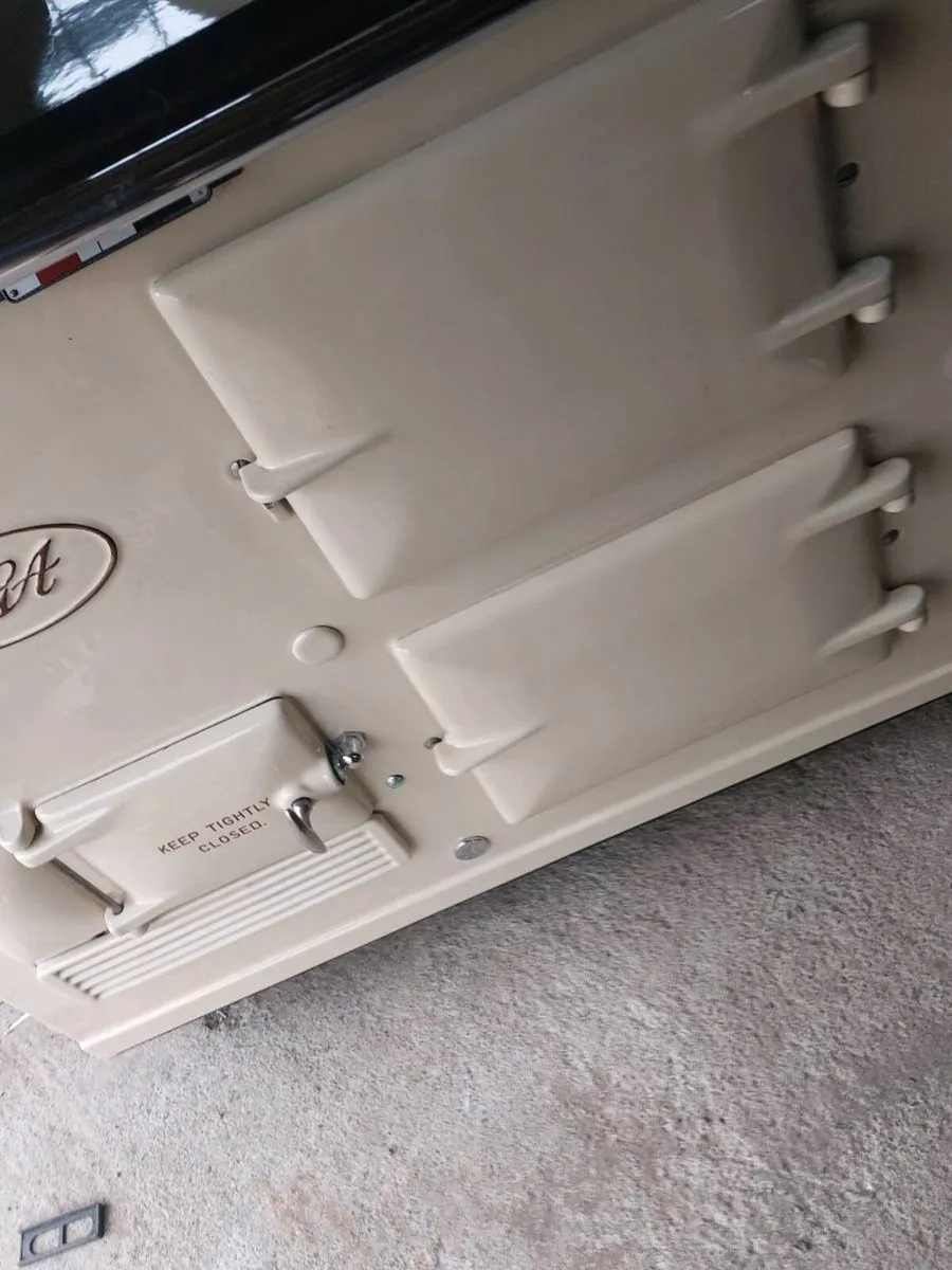AGA cooker - Image 3