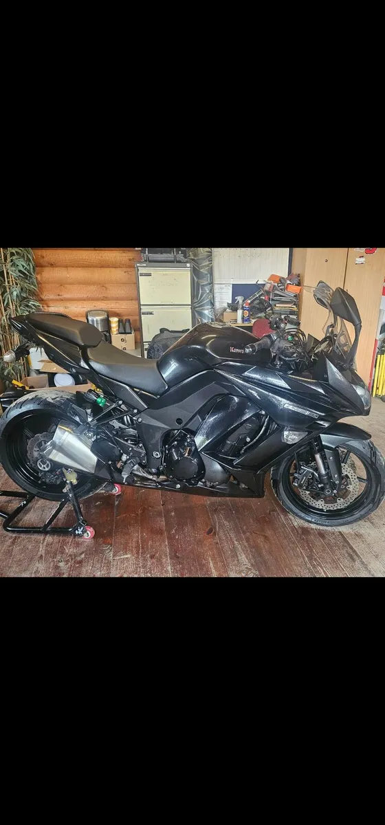 Kawasaki z1000 sx immaculate condition  low mileag - Image 2