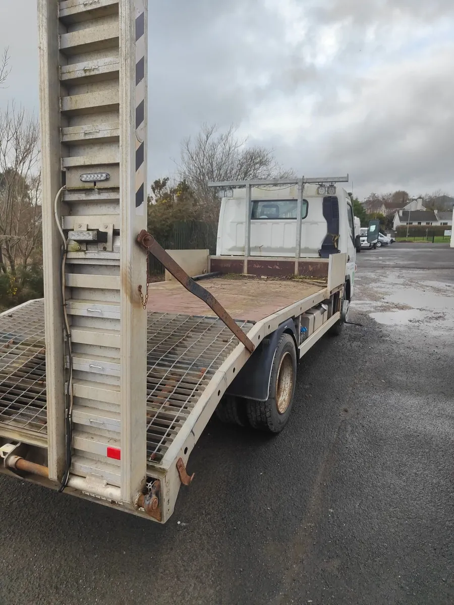 Mitsubishi Canter - Image 3