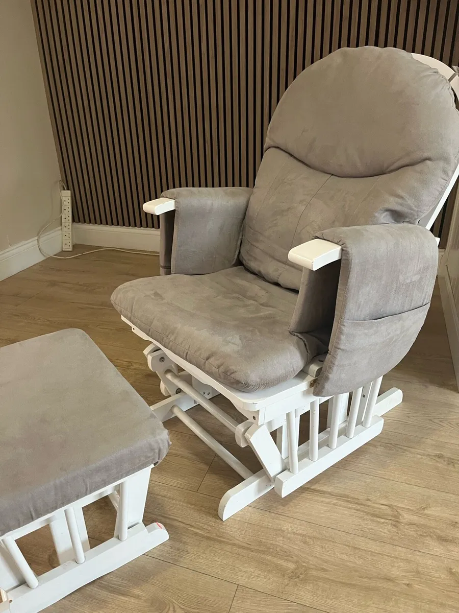 Nursing Chair - Image 1