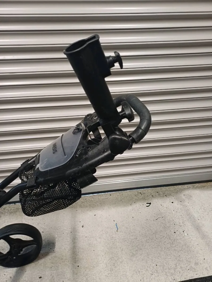 Golf trolley and some clubs - Image 2