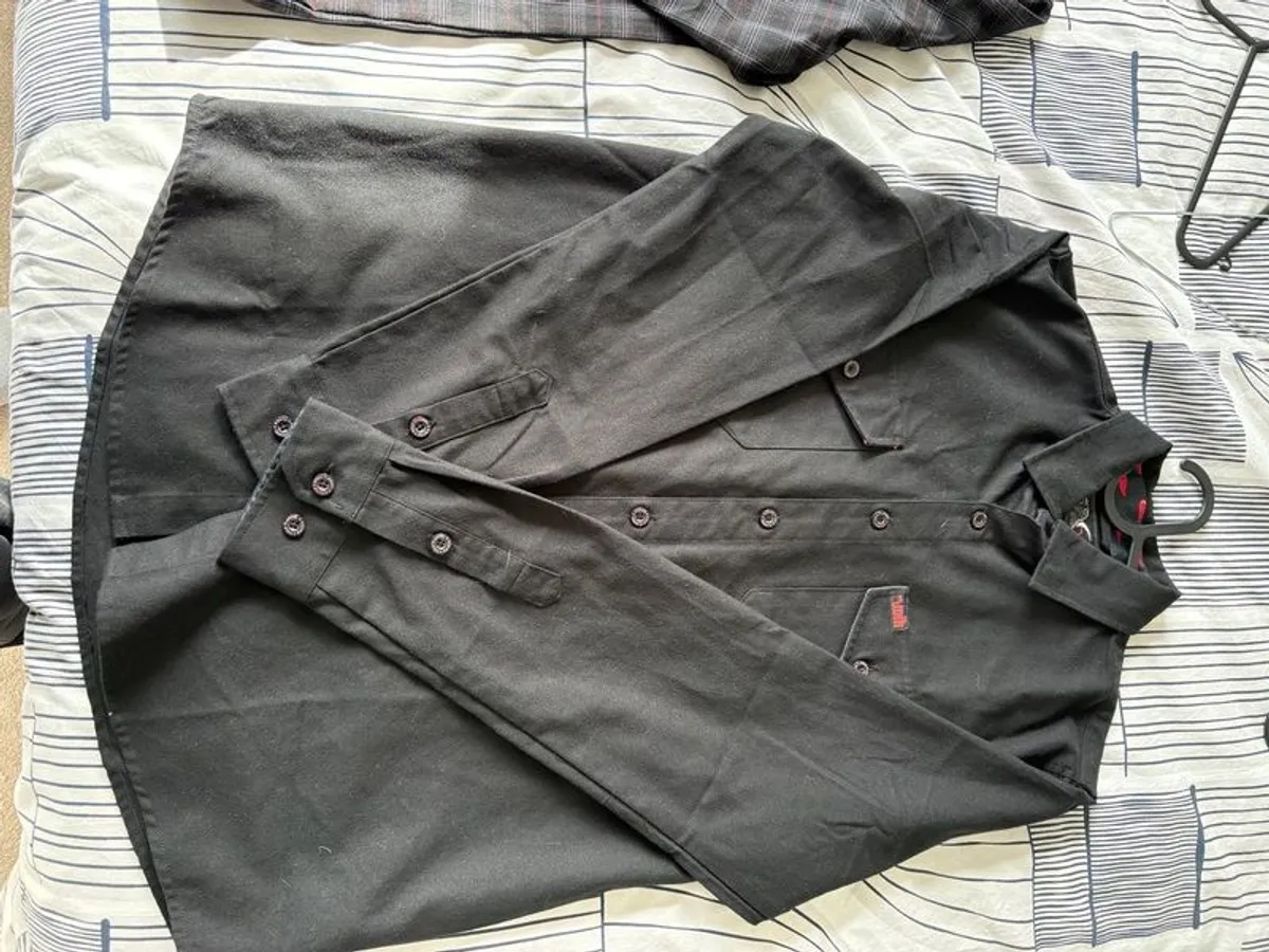 Volk Flannel Shirts - Image 3