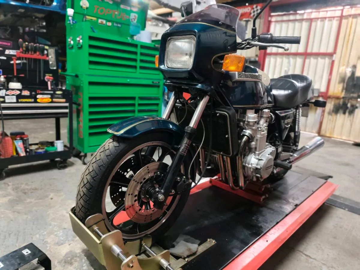 Kawasaki KZ1300 - Image 4