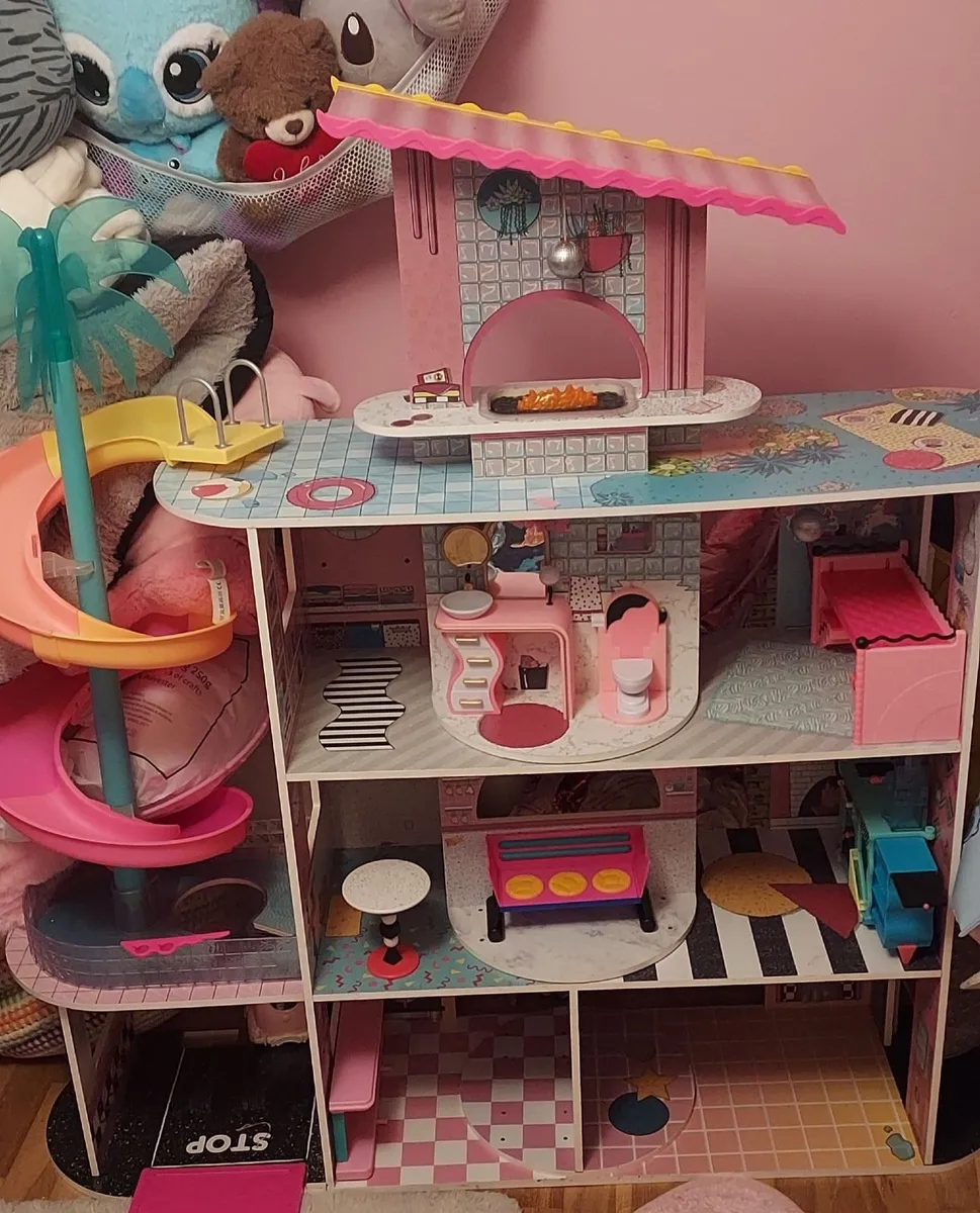 LoL Suprise dolls house - Image 3