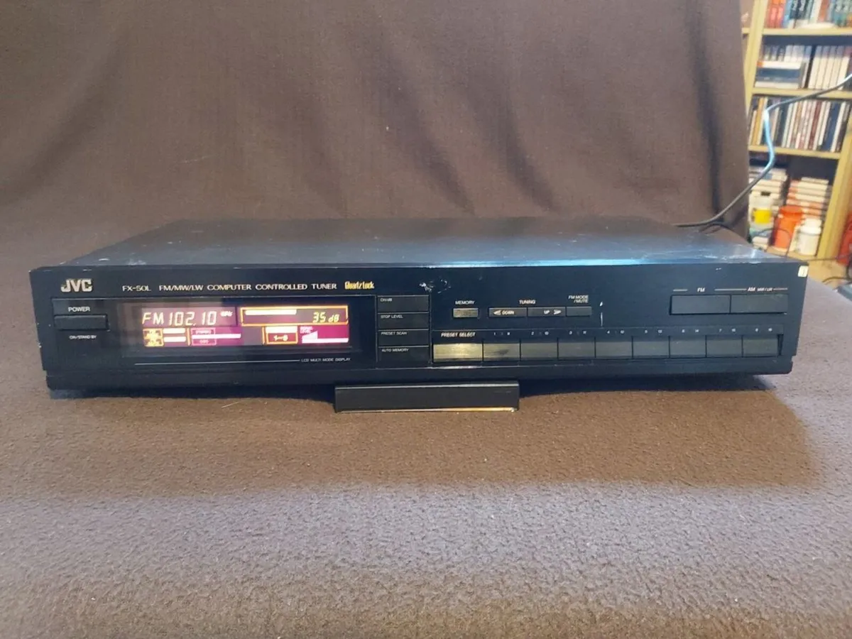 Stereo tuners - Image 1