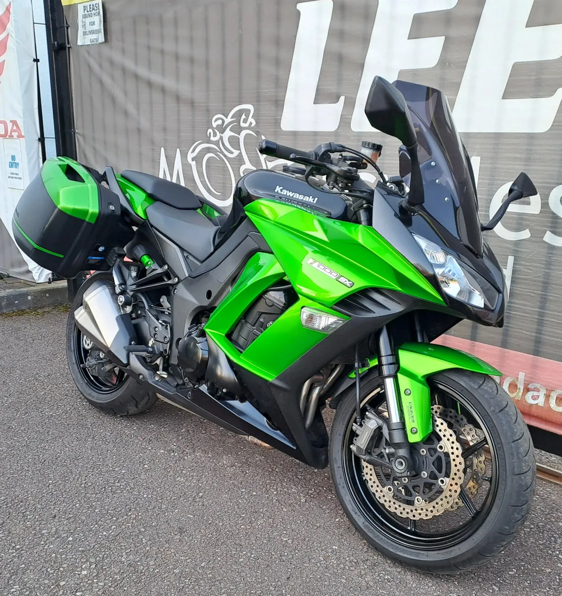 2015 KAWASAKI Z1000SX - Image 2