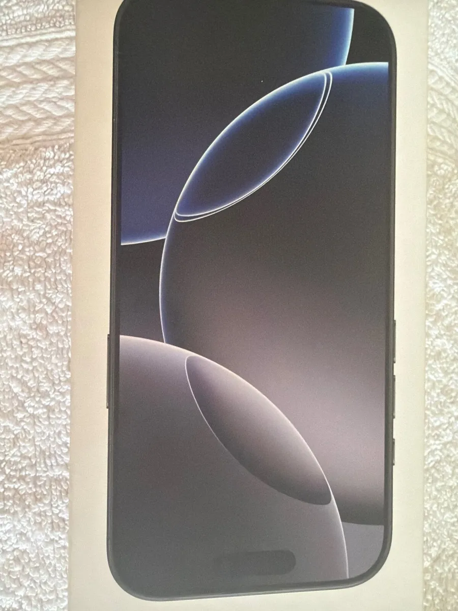 iPhone 16 pro 128GB unlocked - Image 4