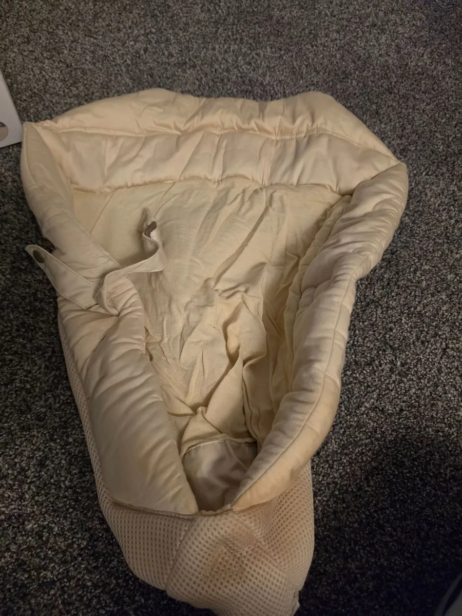 Baby Carrier - Image 2