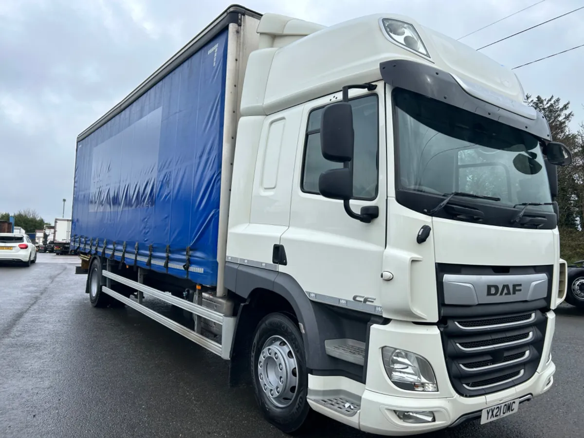 2021 Daf cf260 18 ton Curtainsider tail lift - Image 3