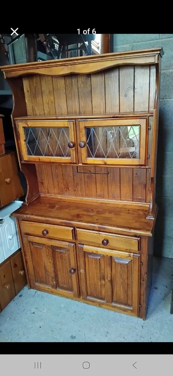 Pine dresser - Image 2