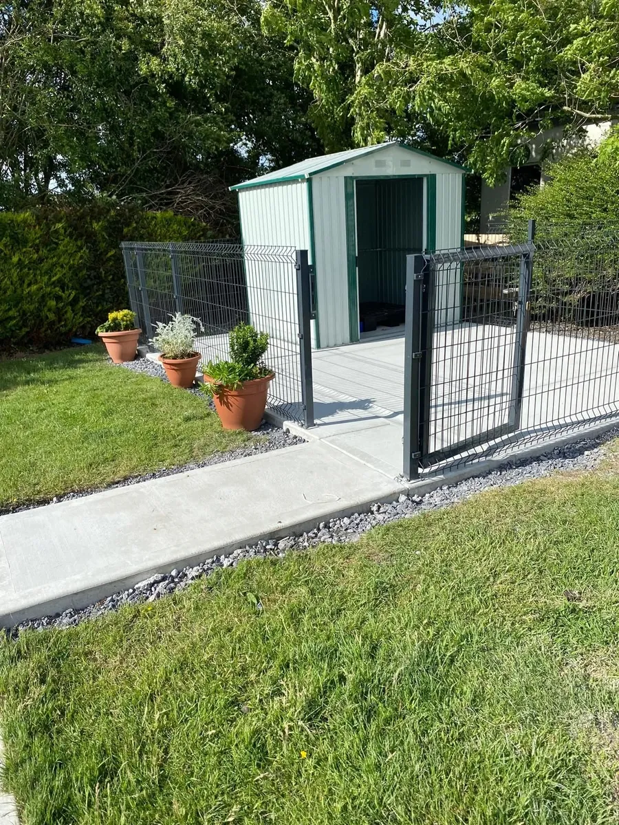 3D Panel Fencing  STORM PROOF   Green + Antharcite - Image 1