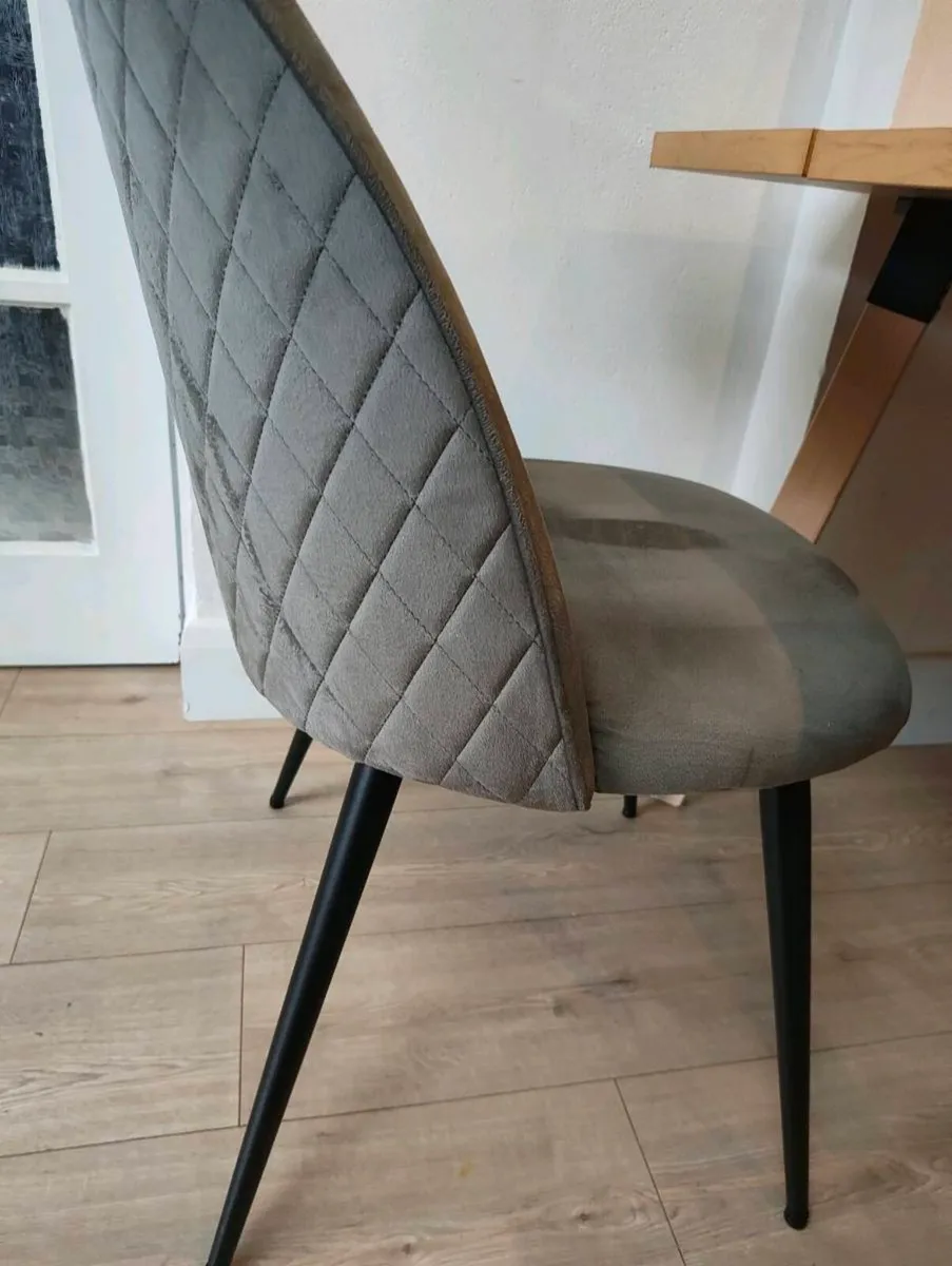 Gorgeous Chairs x4 chairs - Image 4