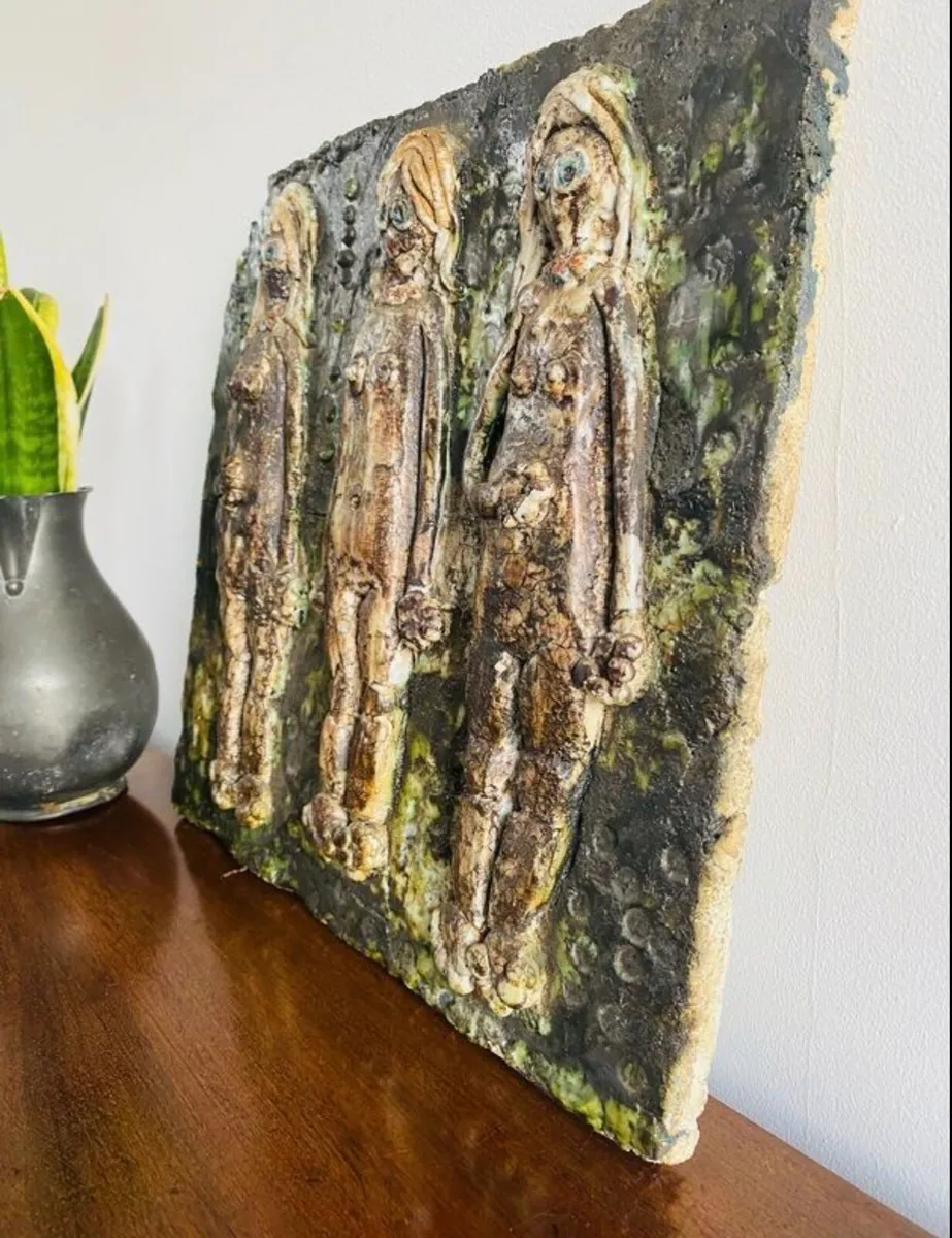 Ceramic Artwork on Stone - Image 2