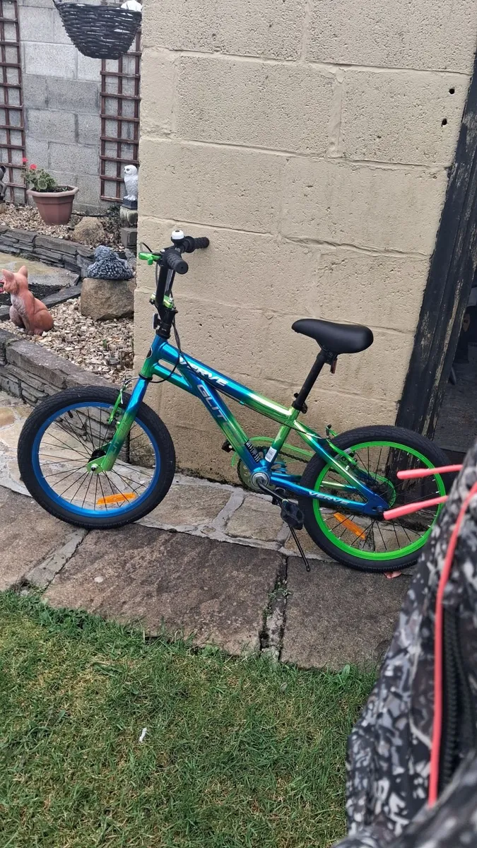 Kids bike - Image 1