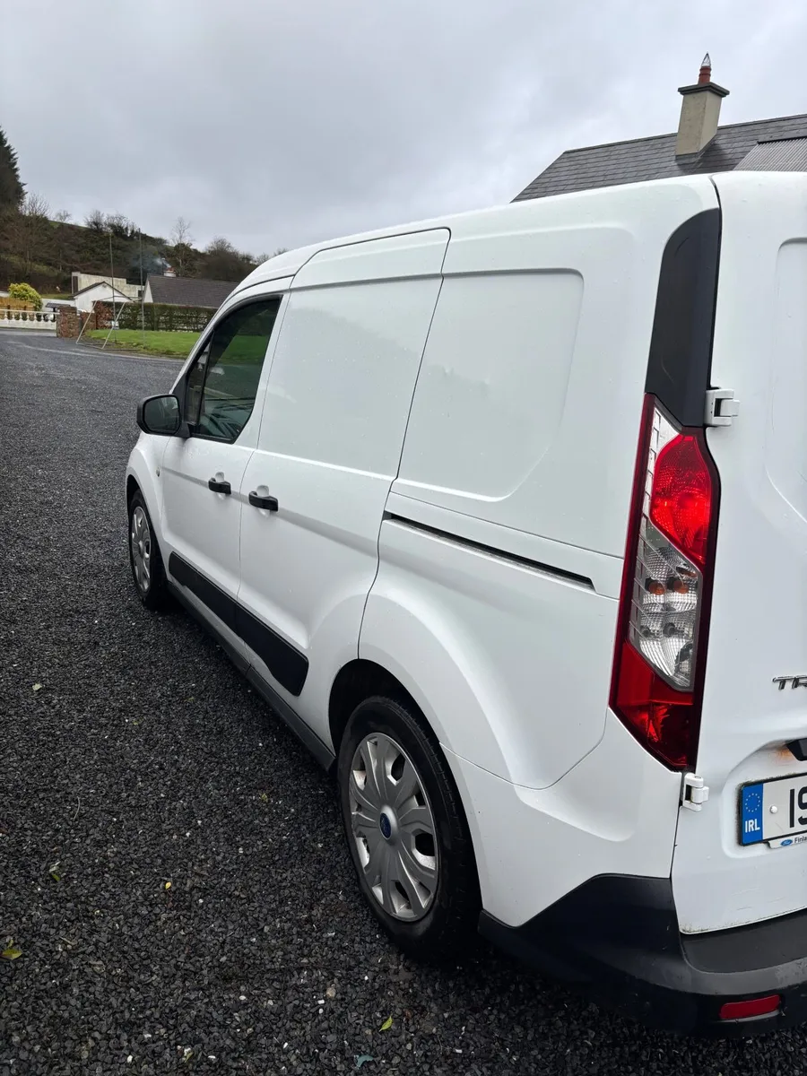 Ford Transit 2019 - Image 2