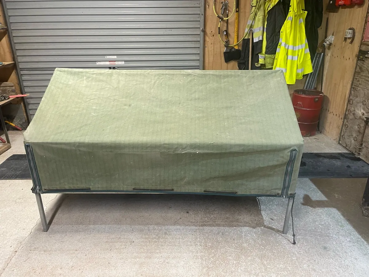 6x4 trailer frame with canvas cover - Image 4