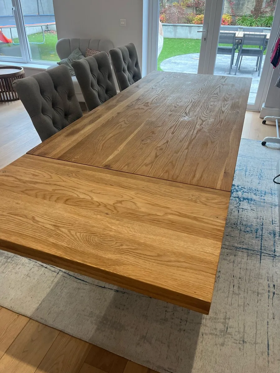 Large solid oak extension leaf Calia dining table - Image 1