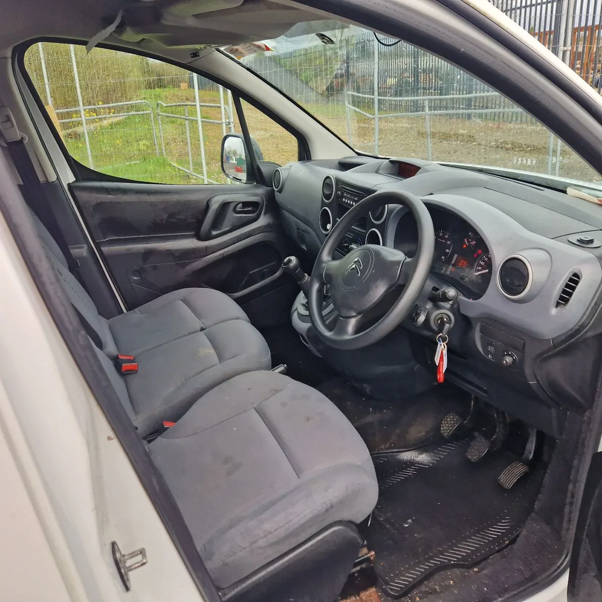 Citroen Berlingo 2014 - Image 2