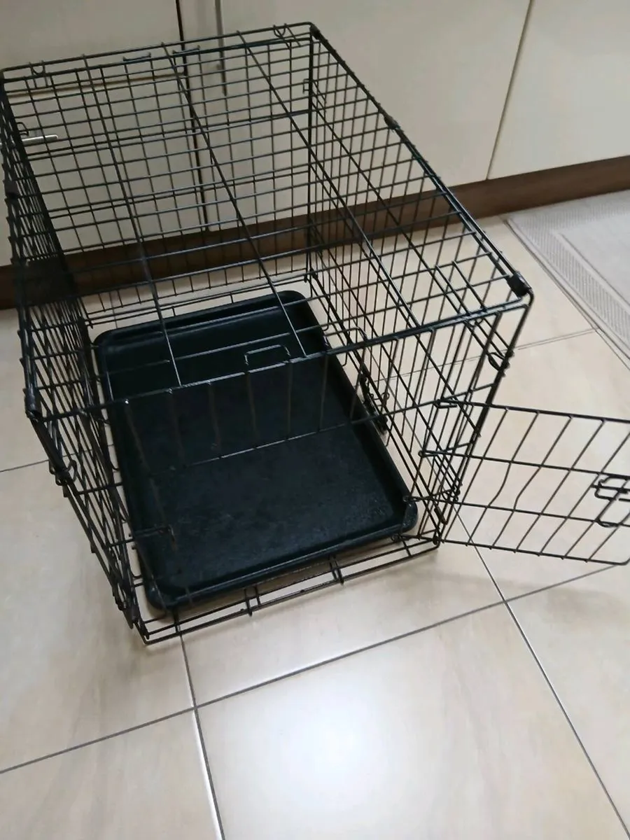PET CARRYING CAGES     ALL LIKE NEW - Image 1