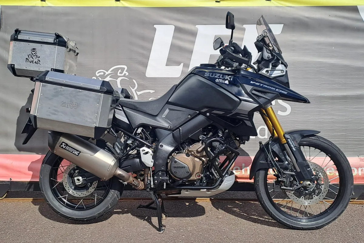 2023 SUZUKI V-STROM 1050 DE - Image 1