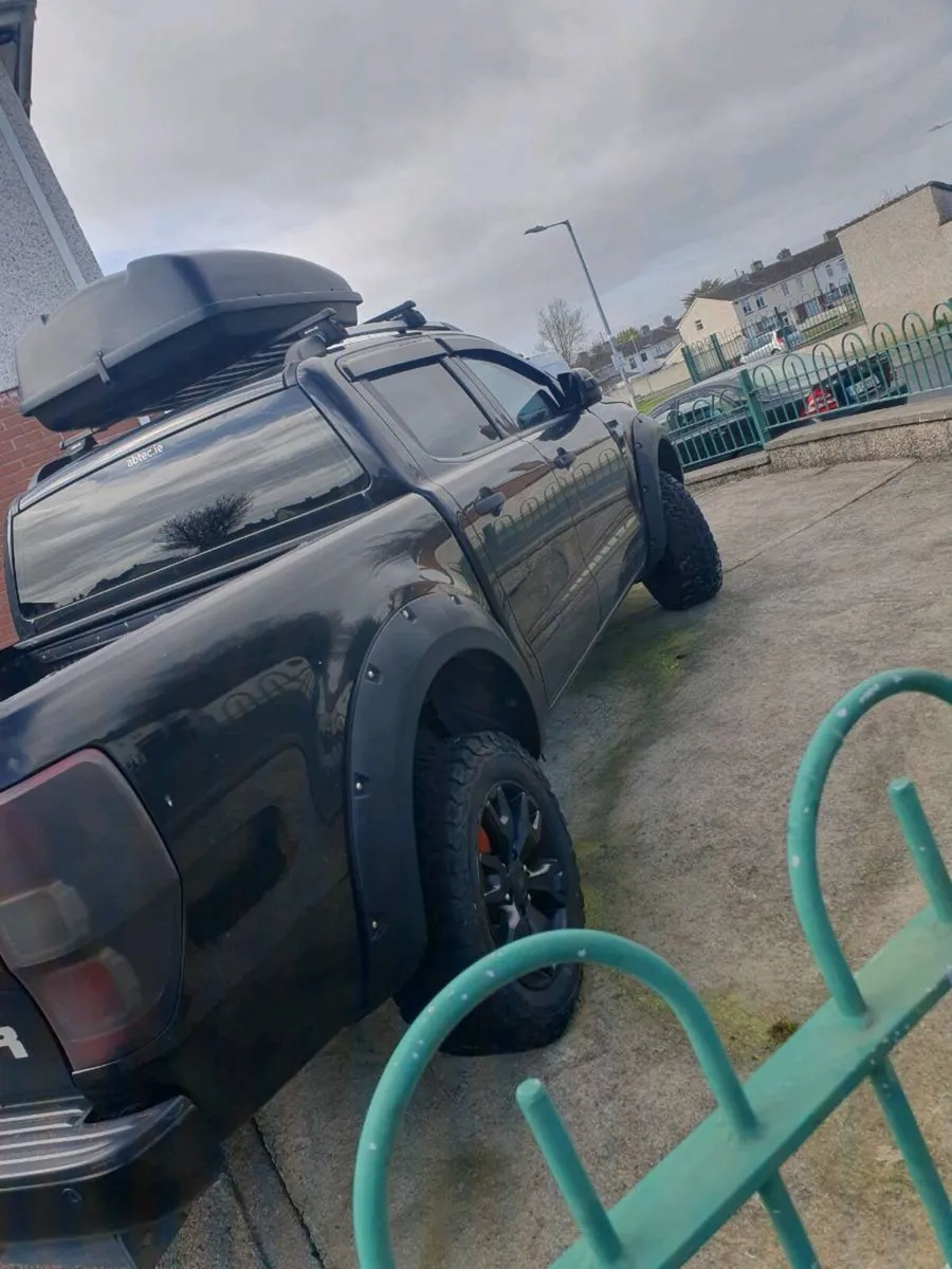 Ford ranger - Image 4