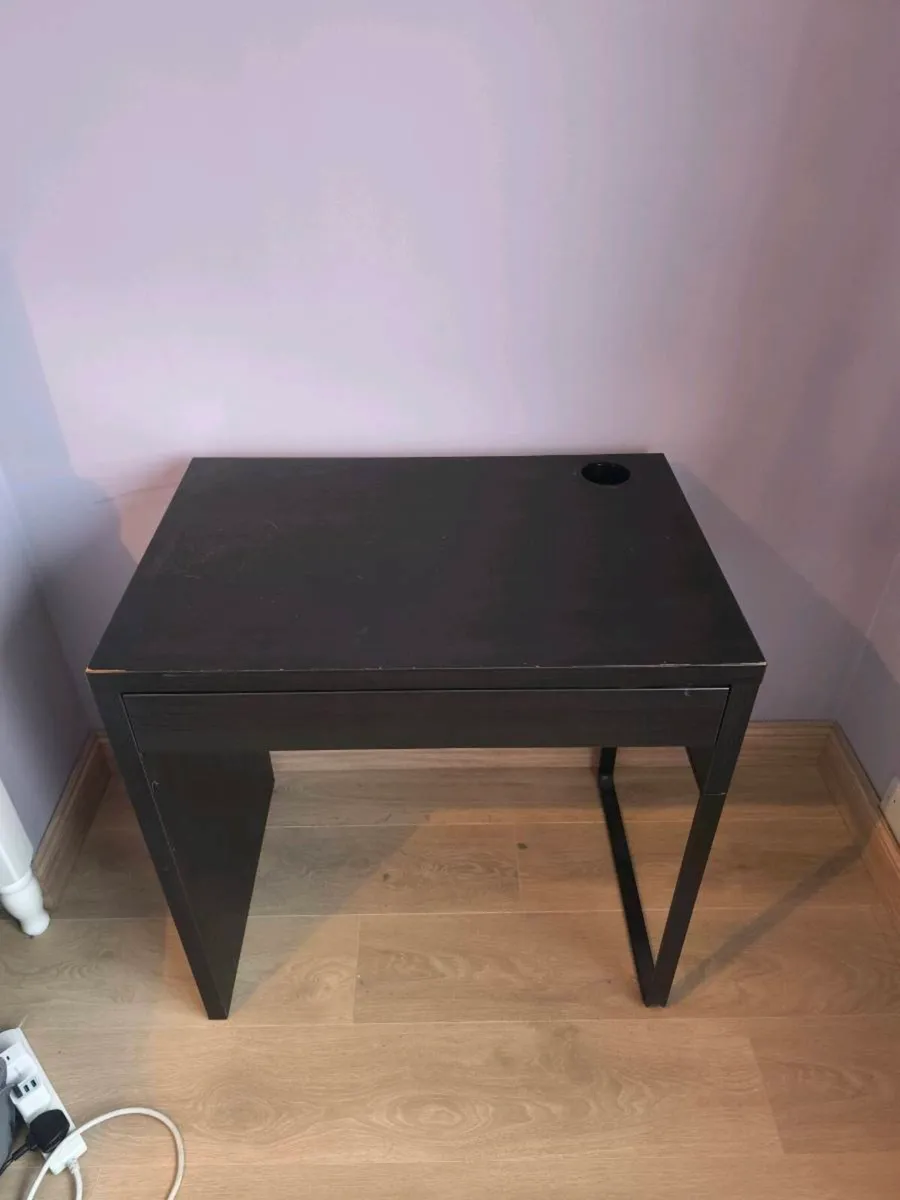 Office Desks - FREE! - Image 2