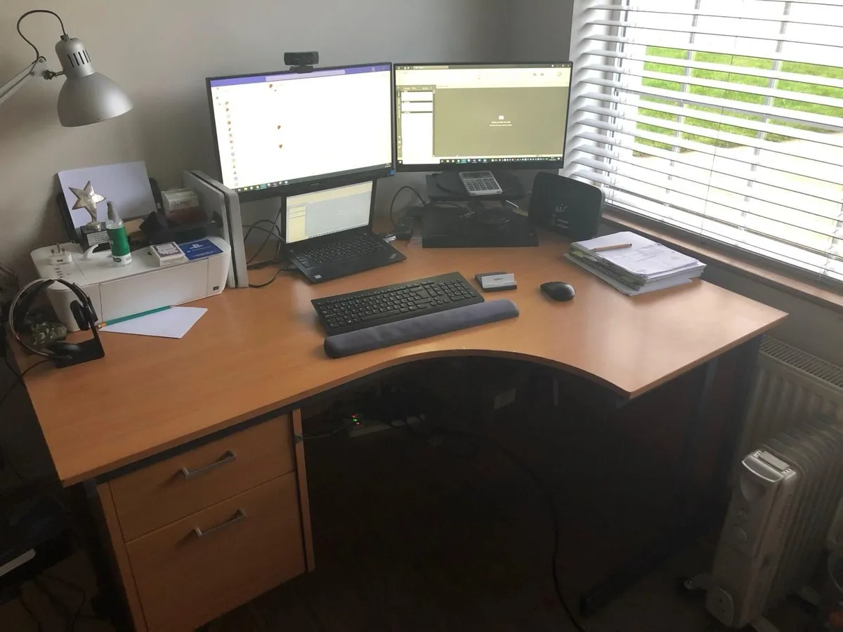 Office table & Cair - Image 2