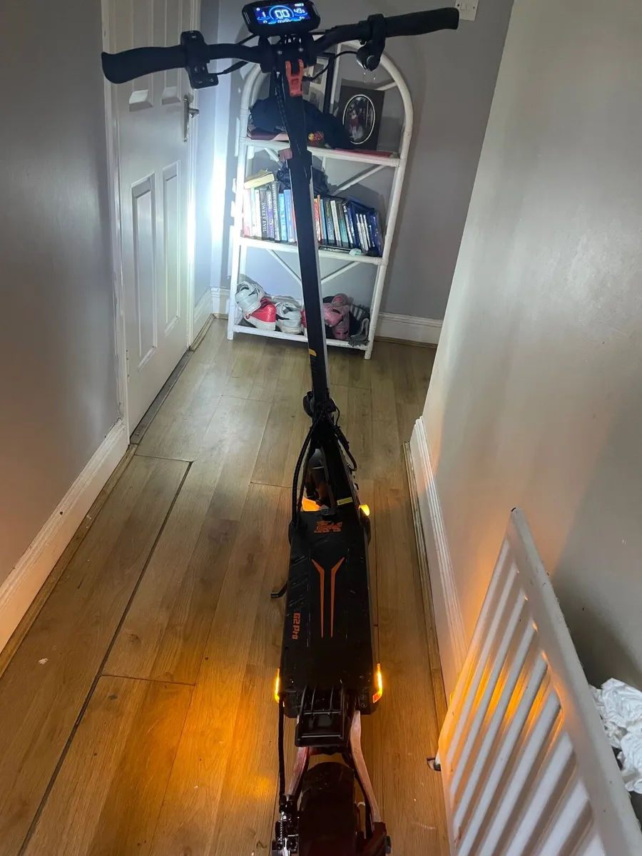 Kukurin G2 pro      Electric scooter - Image 1