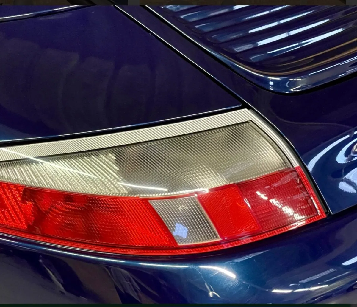 Porsche 911 Service History 2 keys 2001 Manual 996 - Image 3