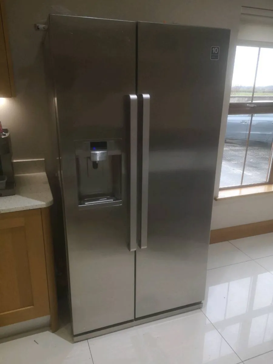 Samsung American fridge freezer