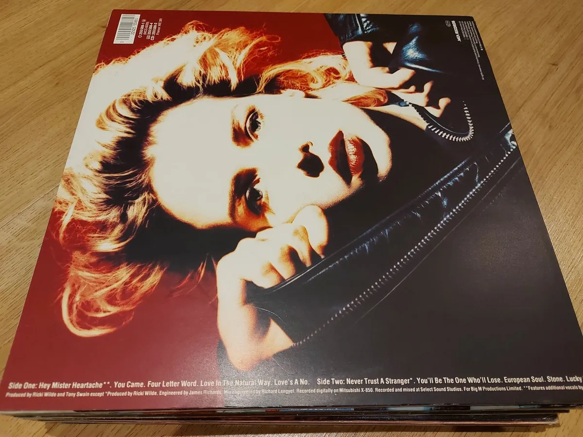 KIM WILDE - CLOSE - VINYL RECORD LP - Image 2