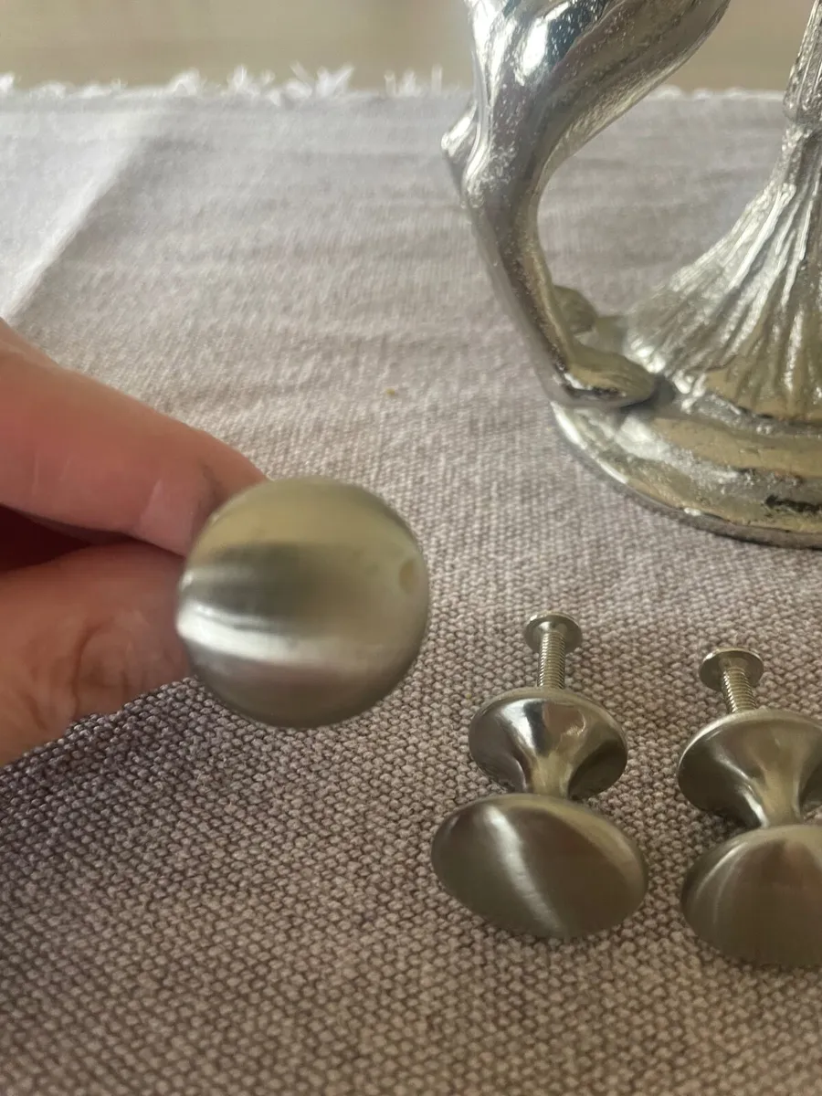 Furniture door knobs - Image 1