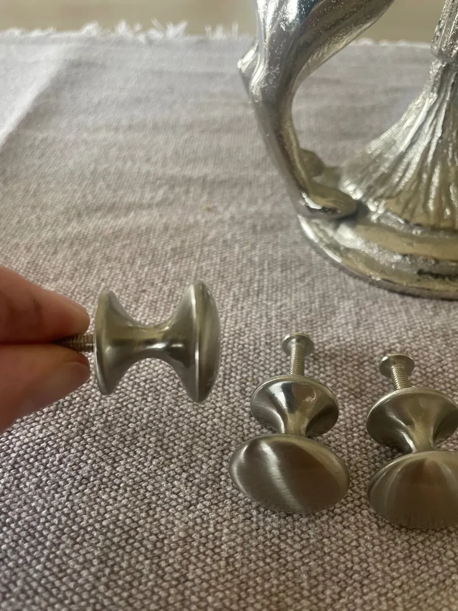 Furniture door knobs - Image 2