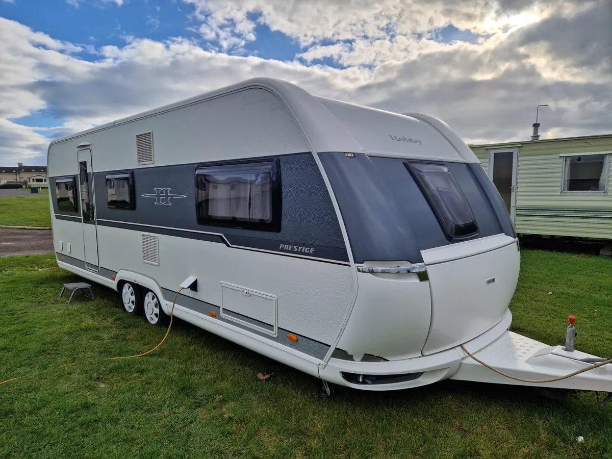 2021 HOBBY PRESTIGE 650 - Image 2