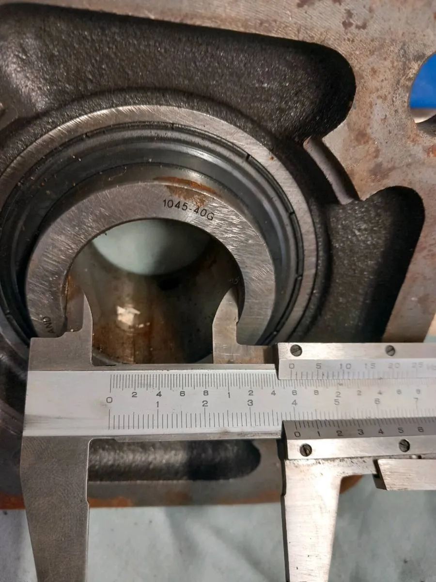 2 heavy duty flange bearings (40mm) - Image 3