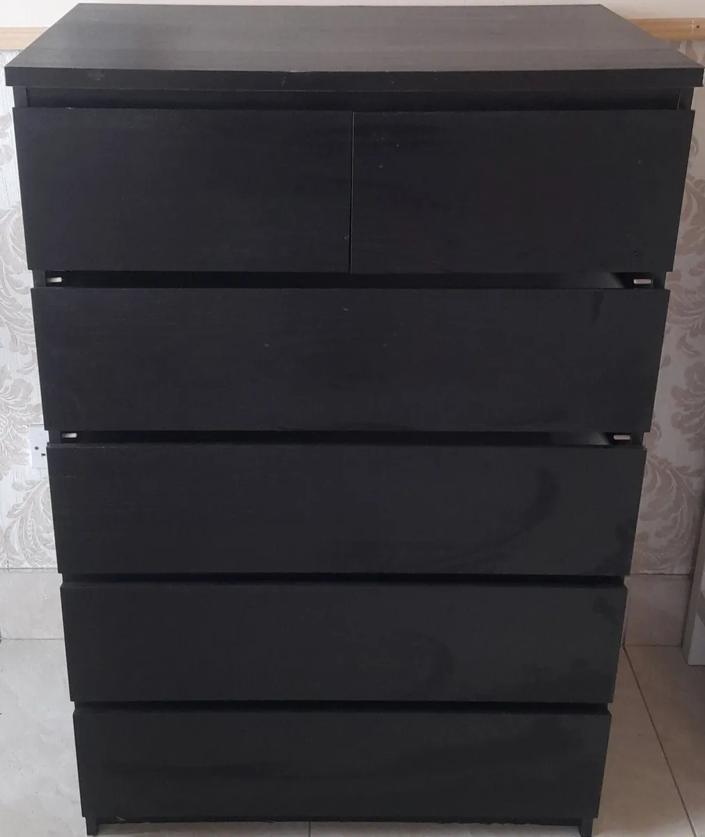Chests of drawer for sale - Image 1
