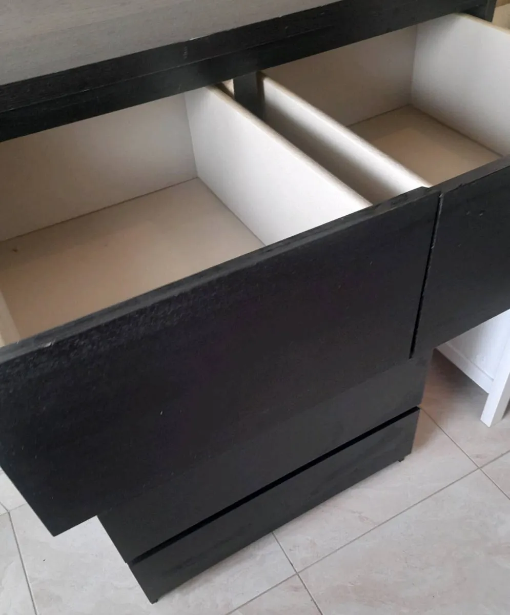 Chests of drawer for sale - Image 4